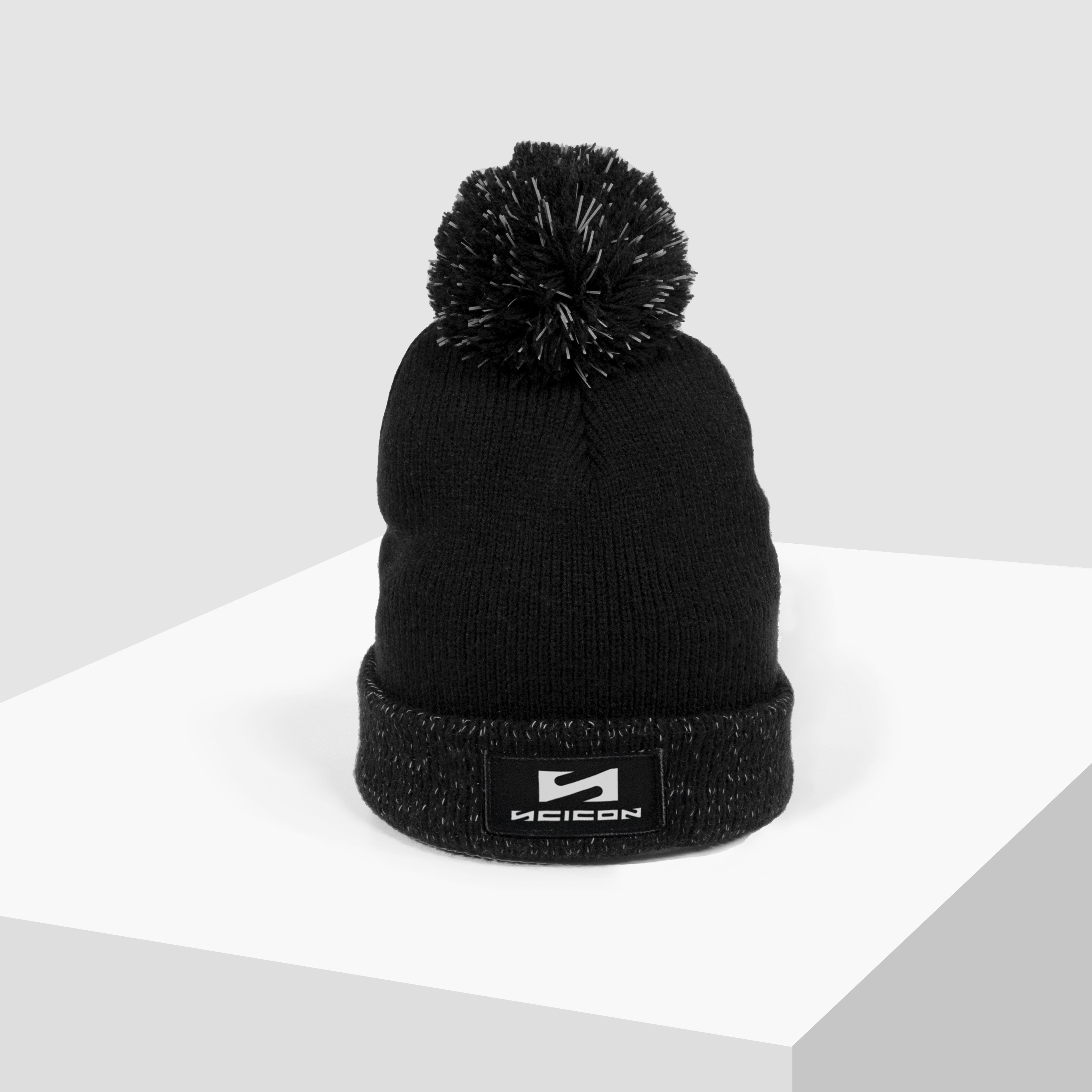 GORRO POM POM
