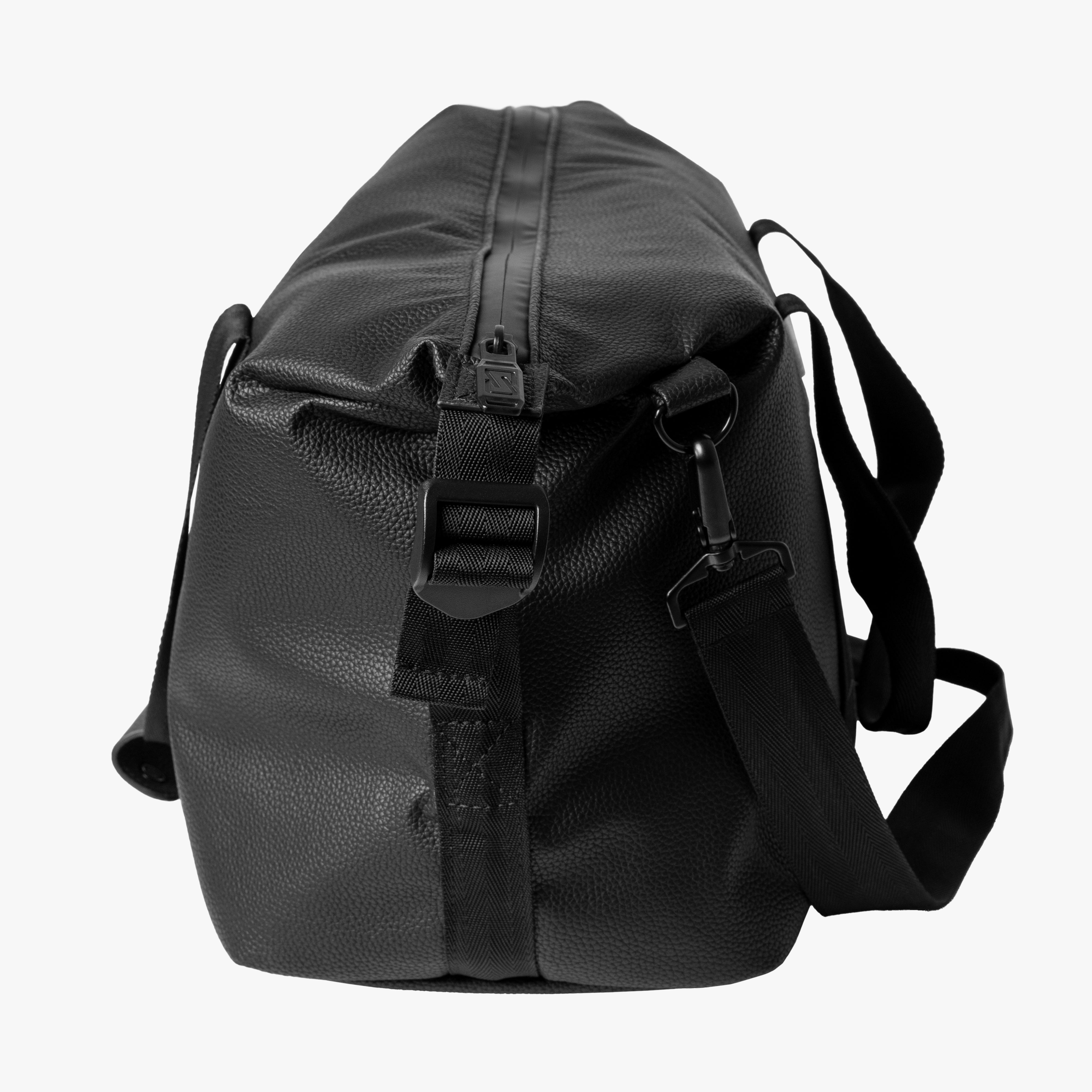 BOLSA WEEKENDER 18L - CUIR VÉGAN SYNERSKIN™