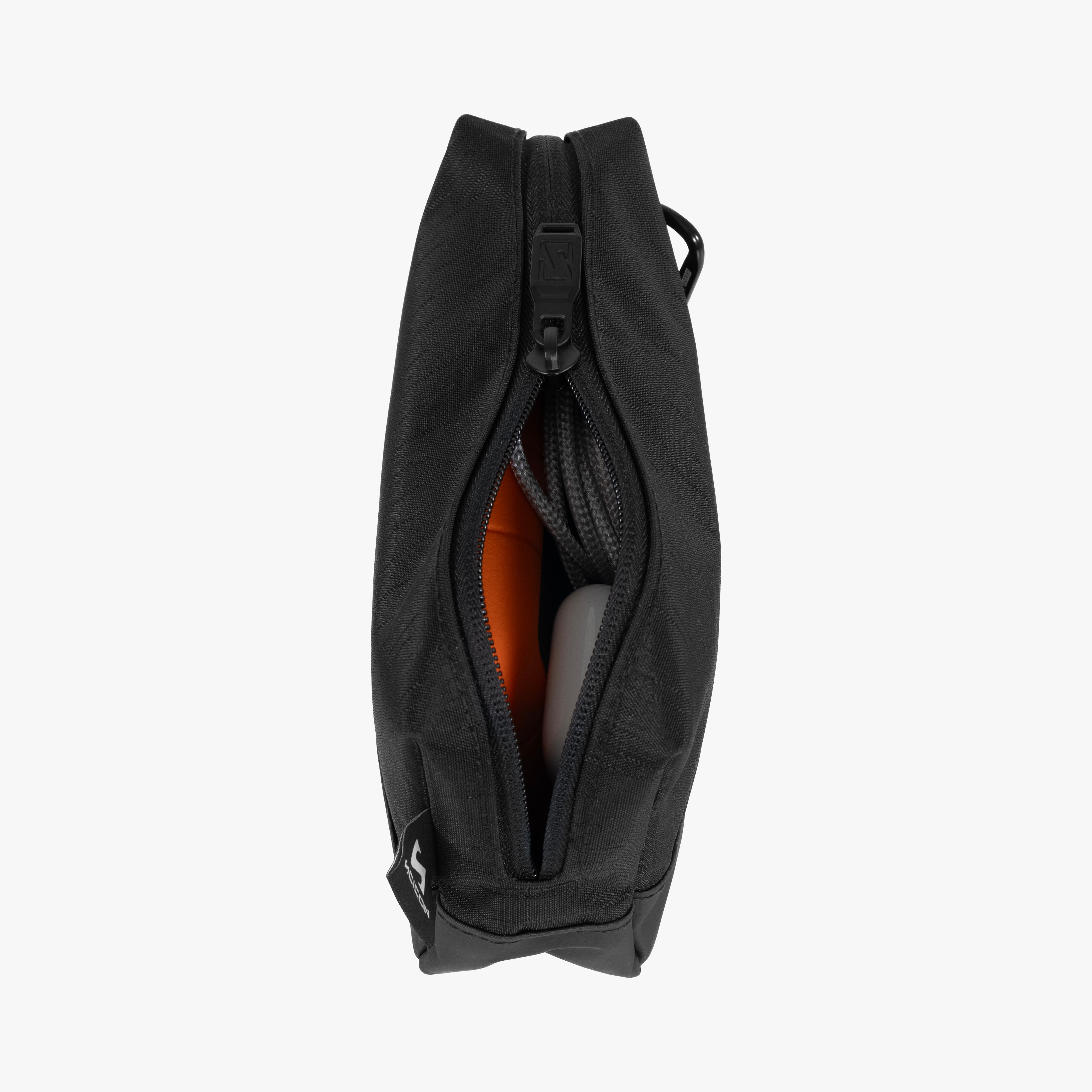 ELECTRONICS TRAVEL POUCH