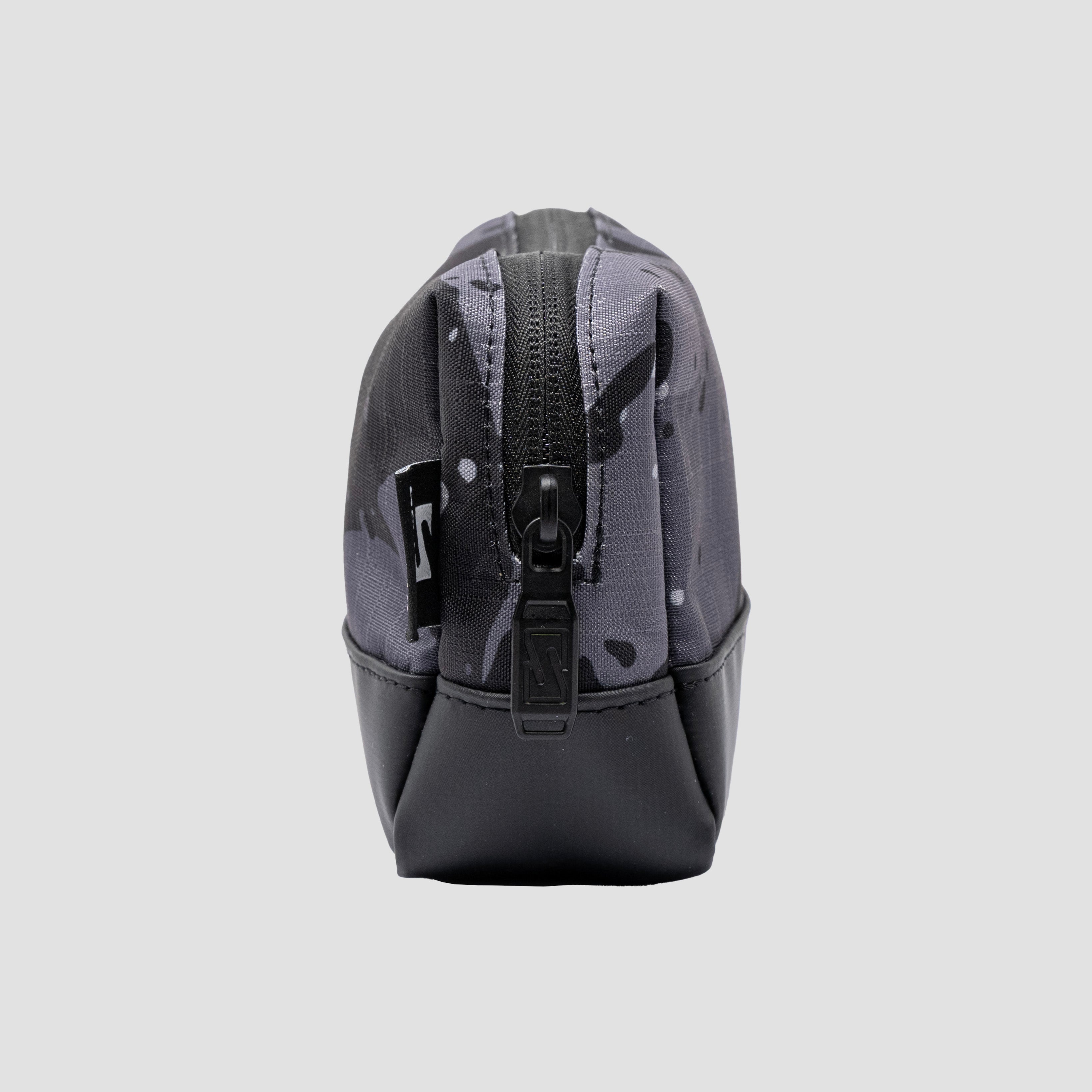 ELECTRONICS TRAVEL POUCH