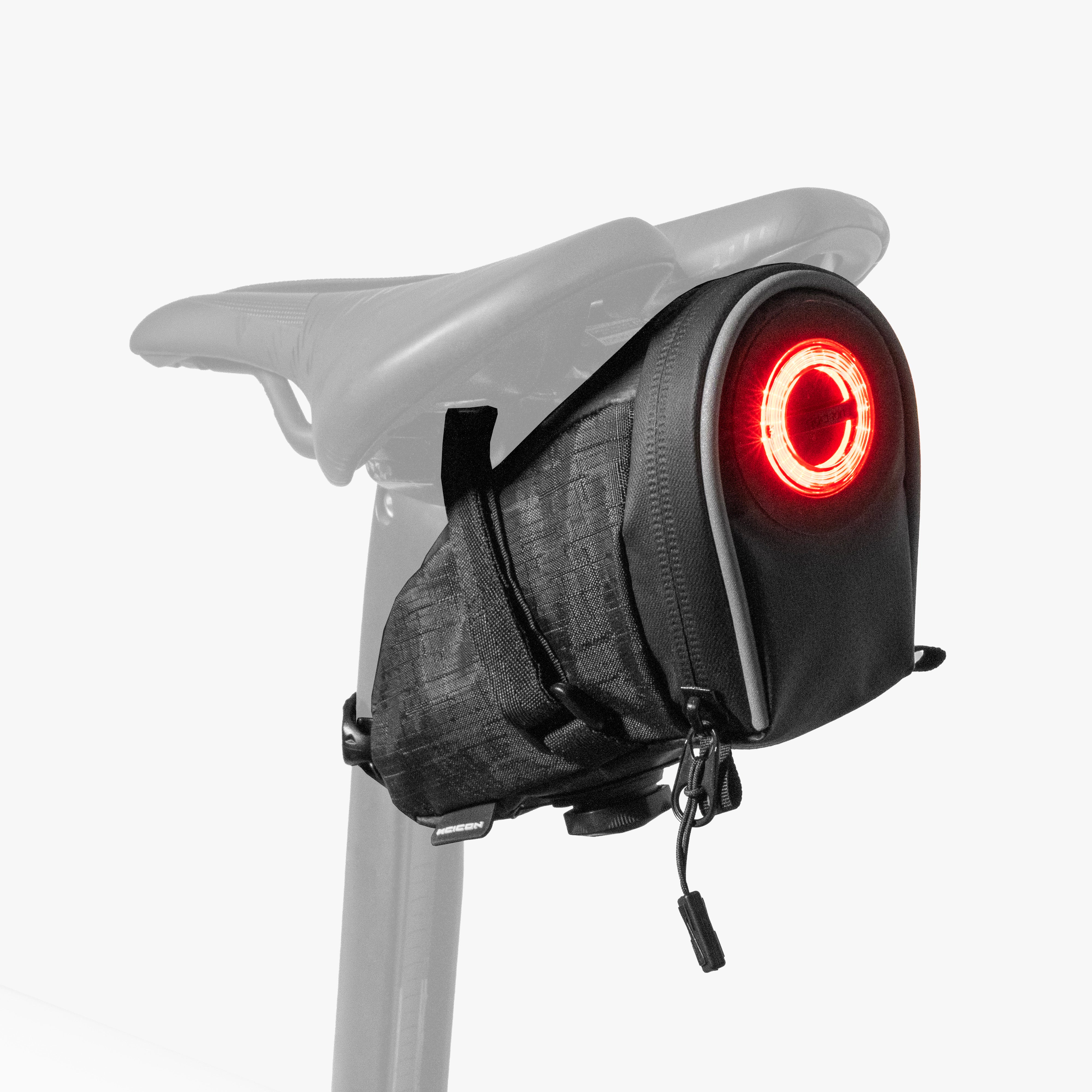 Saddlebag 098 with Taillight hero