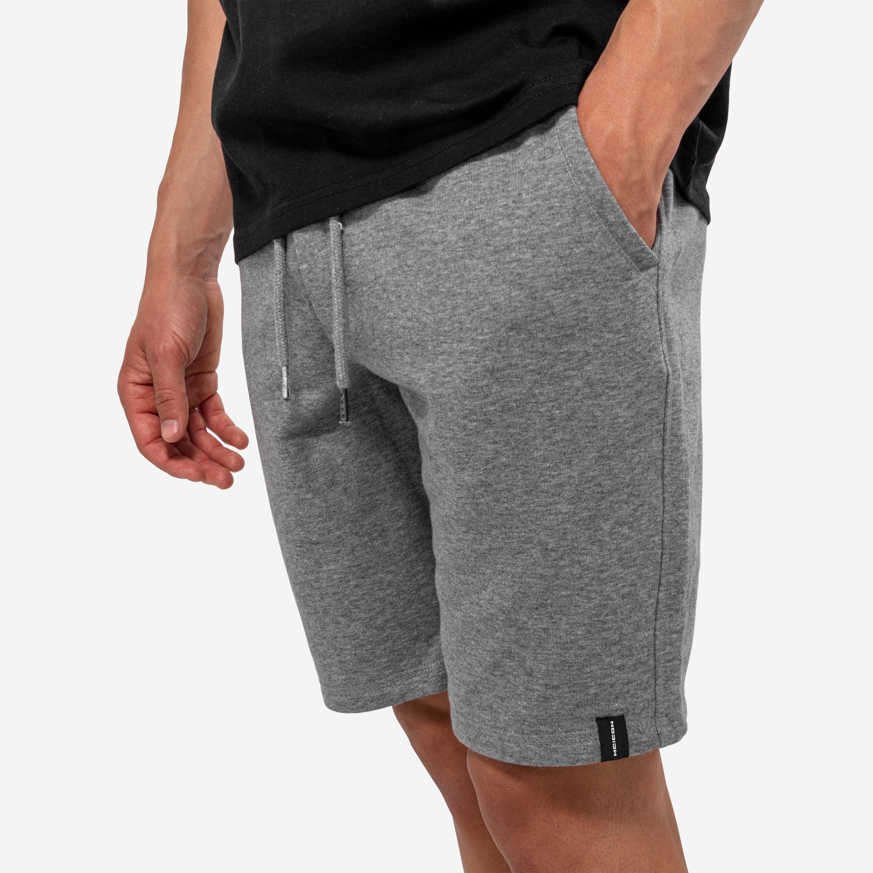 ATHLETIC FLEECE SHORTS