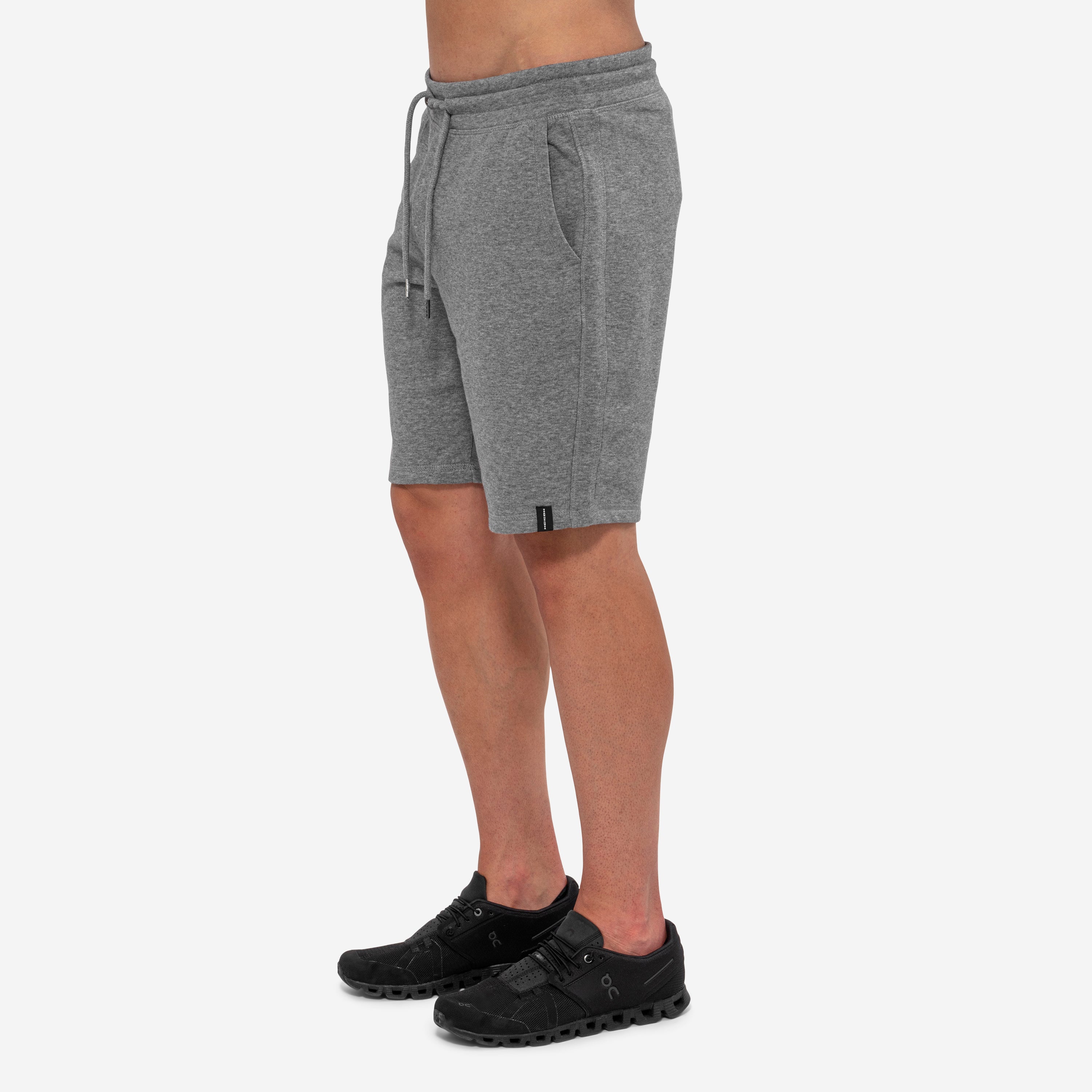 ATHLETIC FLEECE SHORTS