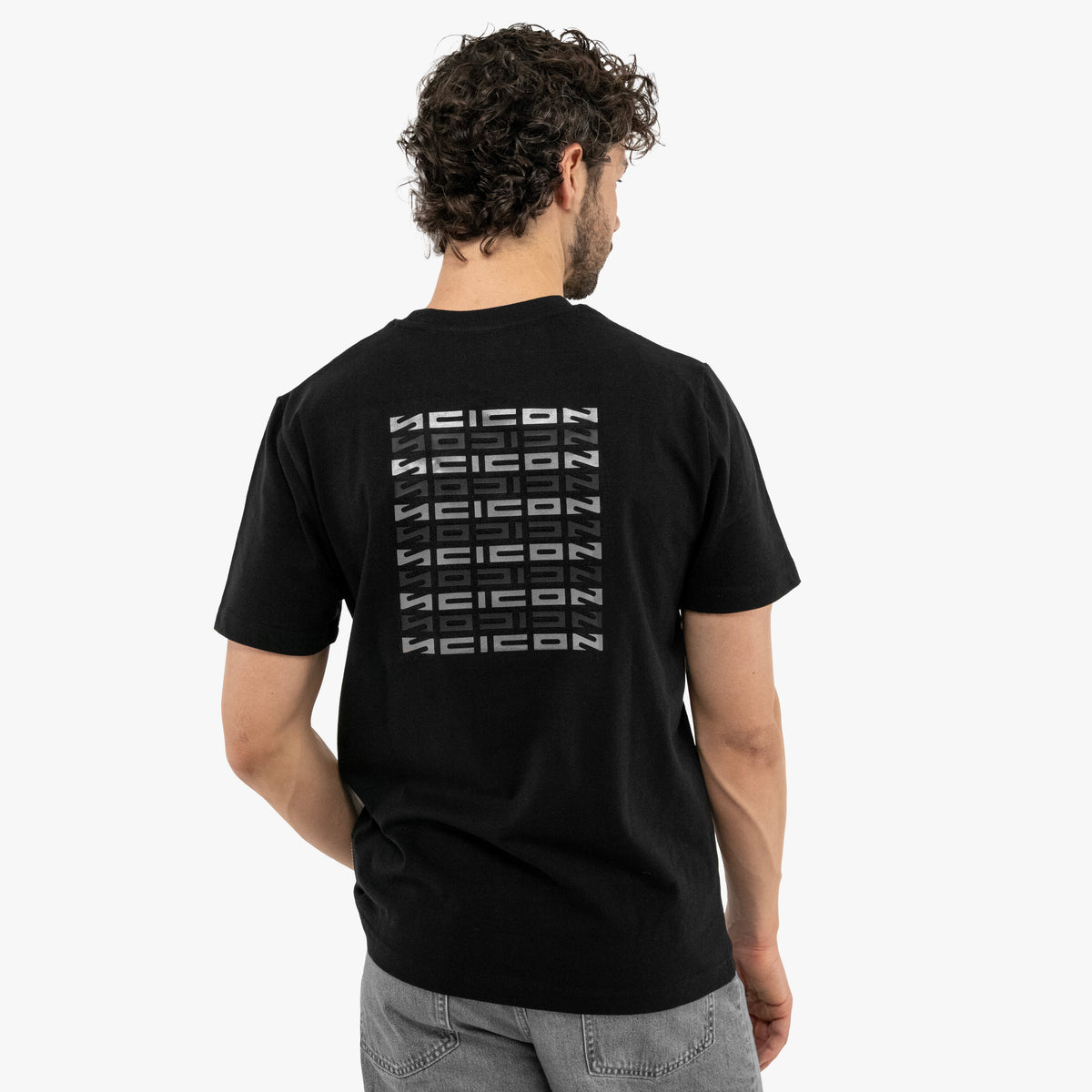 TS24032