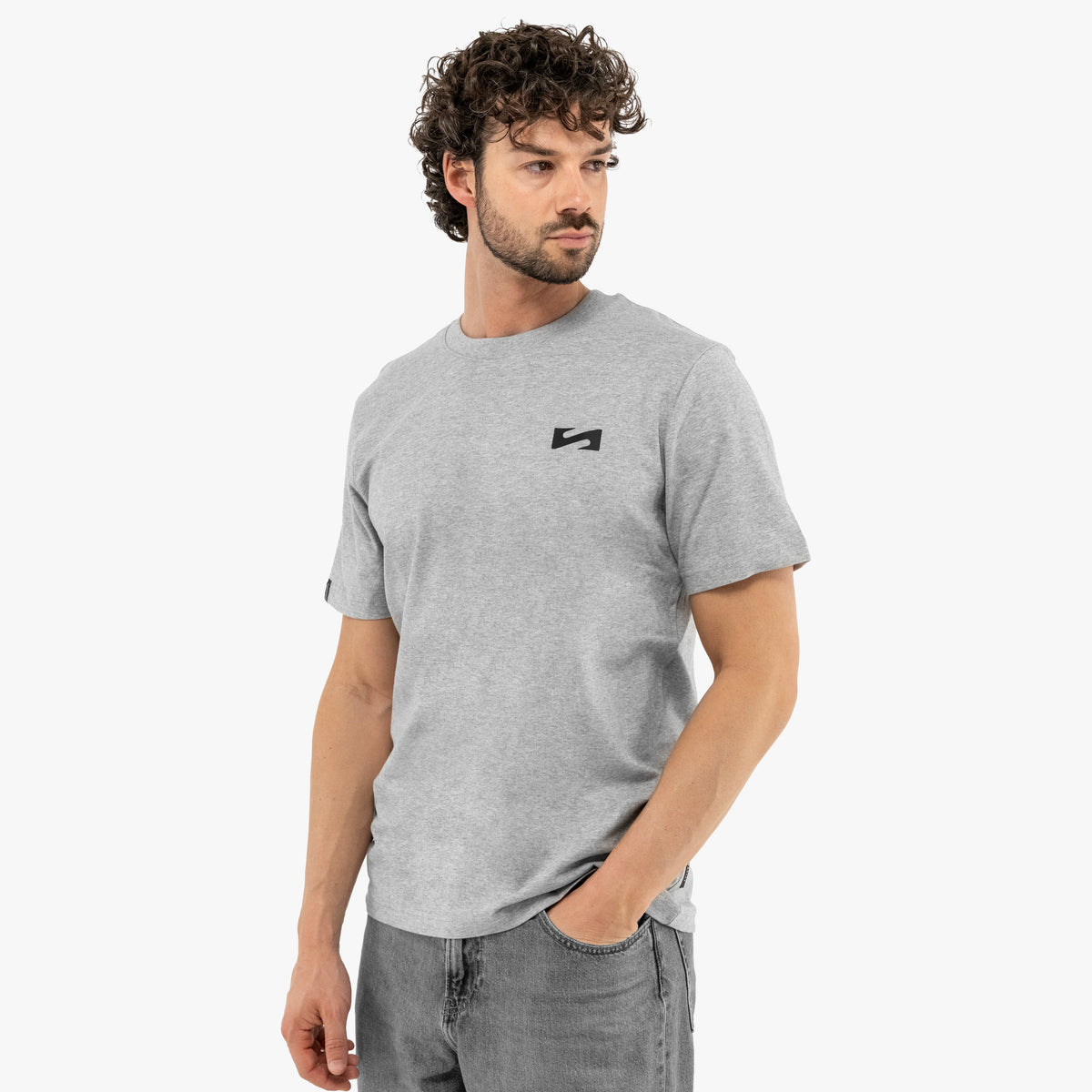 TS24034